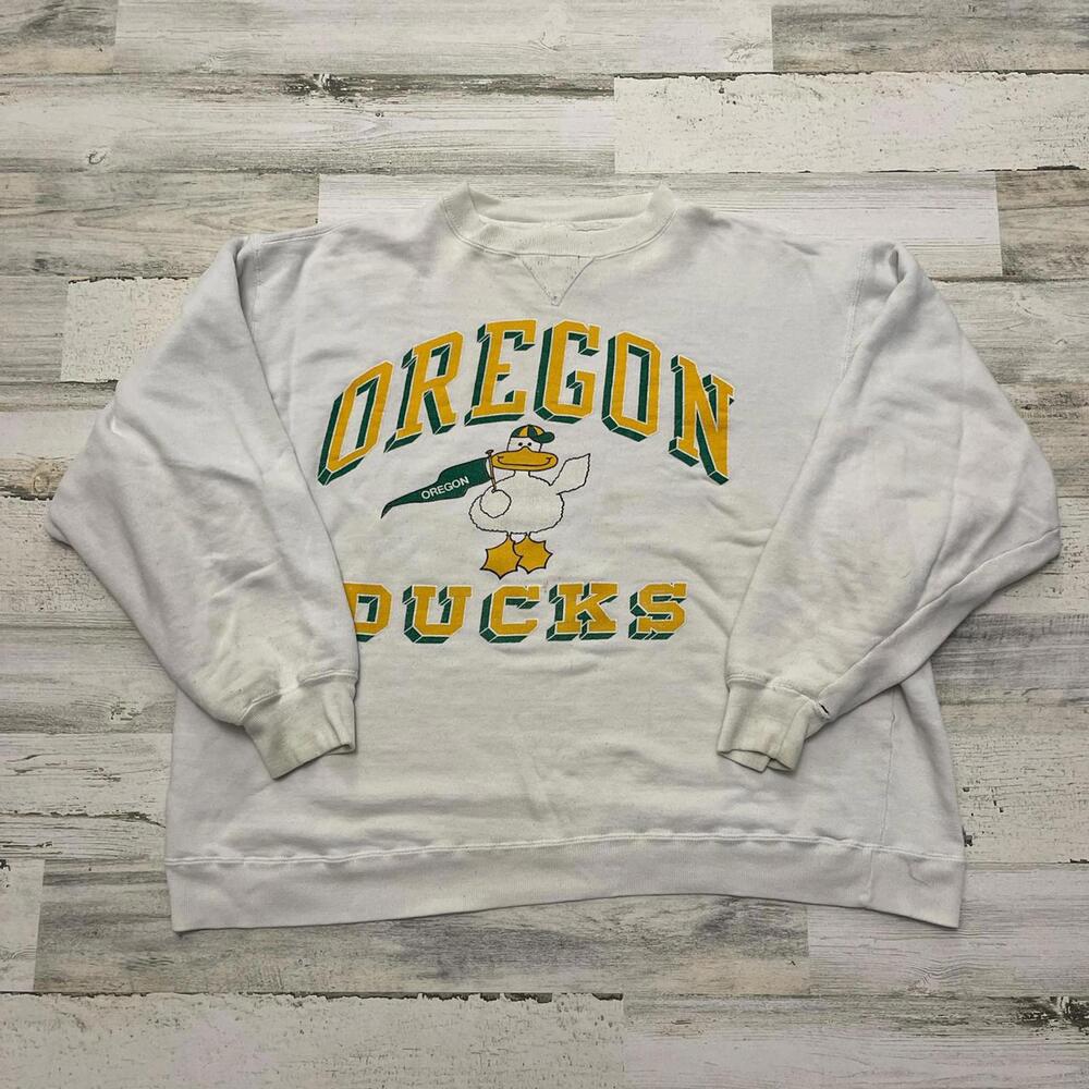 Vintage Oregon Ducks Thrashed Boxy Cropped Fit Crewneck L